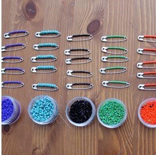 Beaded Safety Pin jewelry11
