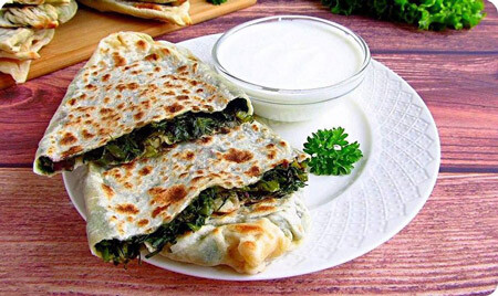 traditional-armenian-cuisine-51eb2ba2c660ad444.jpg