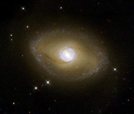 440px-NGC_6782_I_HST2002.jpeg
